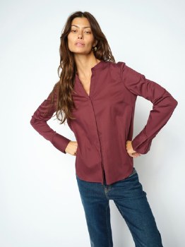 Additional picture of Matthea Fitted Shirt