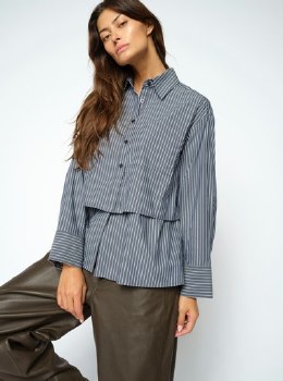 Additional picture of Stripe navy oversize shirt