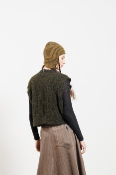 Additional picture of Merino-Mohair Knit Vest Blackforest green
