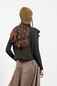 Additional picture of Merino-Mohair Knit Vest Blackforest green