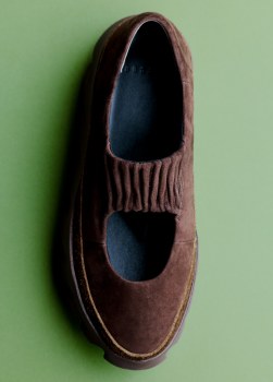 Additional picture of Tura Oya Chocolate Trainer