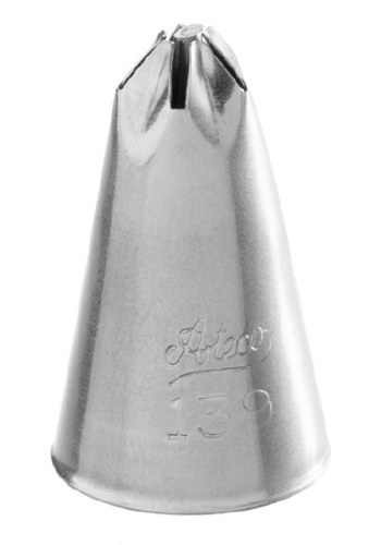 Ateco 139 Stainless Steel Piping Tip, Drop Flower, Small Base Size, 0.31" Opening