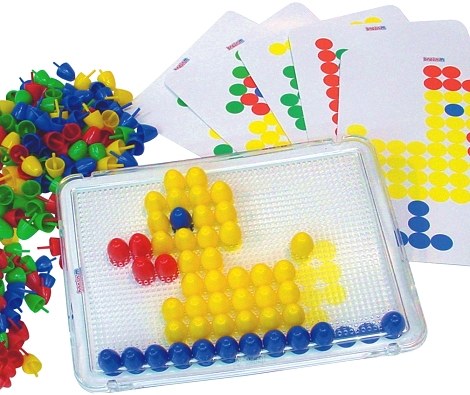 Miniland Pegboard Set 20mm in Carry Case (Transparent Board, 6 Models & 100 Pegs)