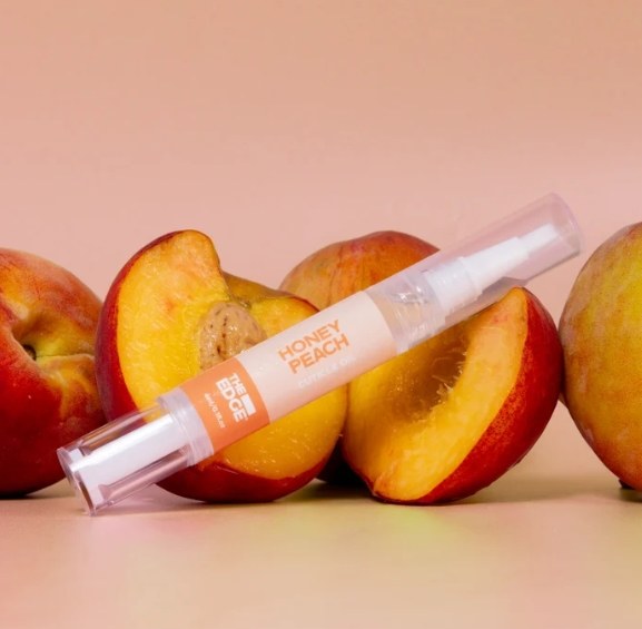 The Edge Cuticle Oil Honey Peach 4 mls