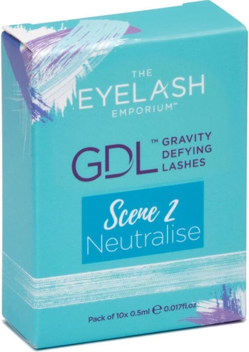 The Eyelash Emporium Gravity Defying Lashes Scene 2