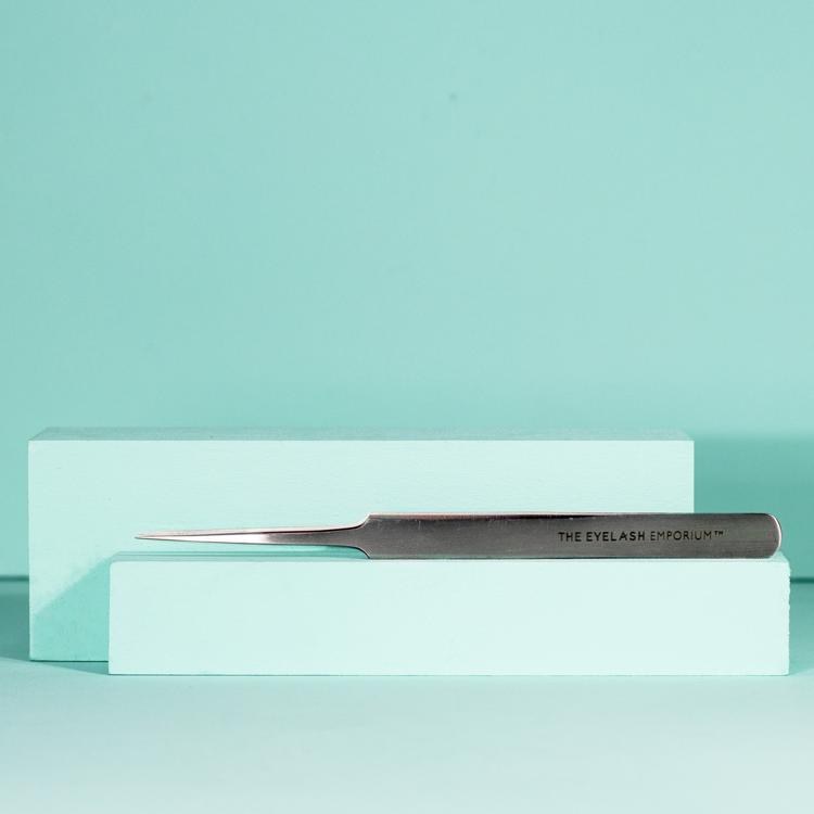 The Eyelash Emporium On Point Straight Tweezers