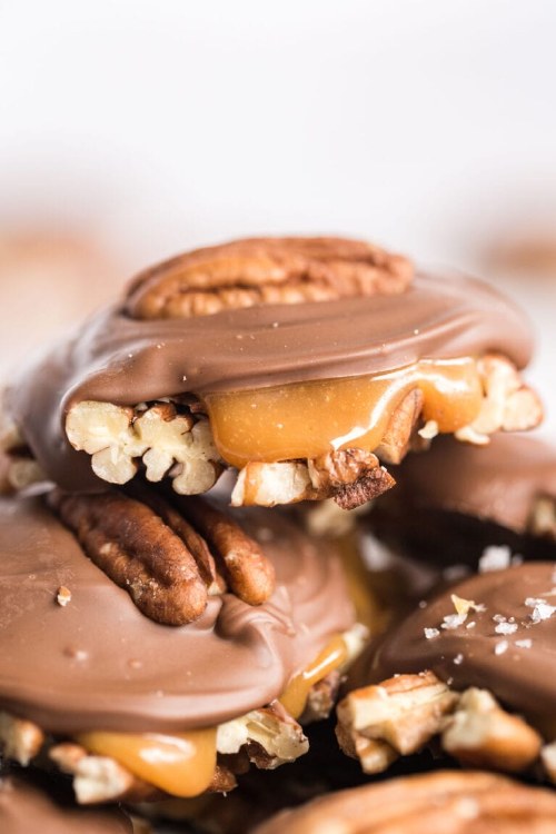Individual Wrap Pecan Turtle