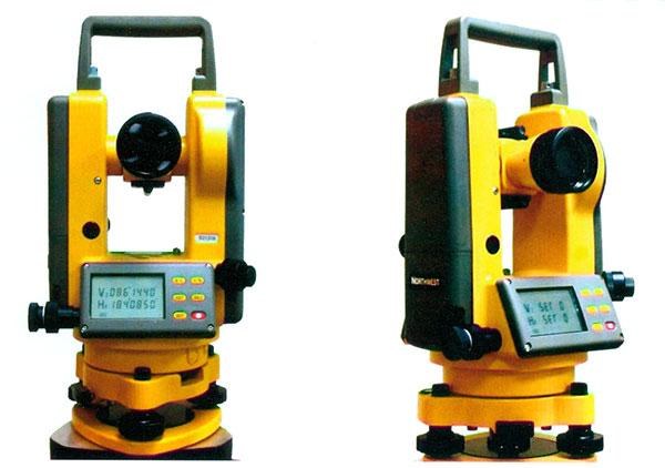 THEODOLITE DIGITAL TRANSIT, 5", 30X TELESCOPE, GLASS ENCODER, DIGITAL READOUT, OPTICAL PLUMMET, ALKALINE