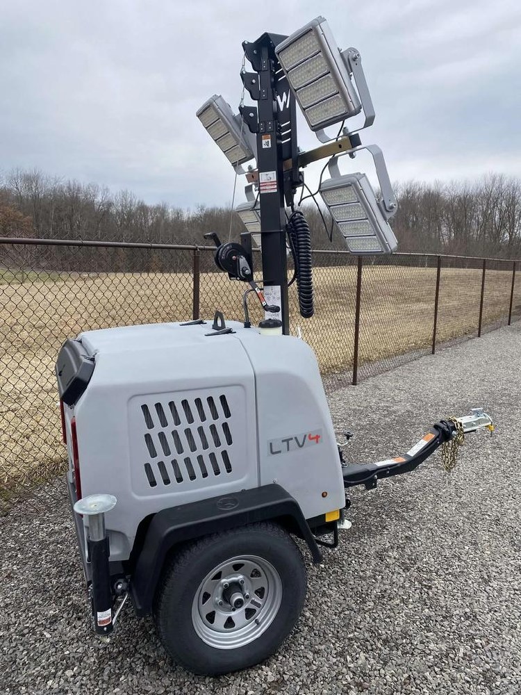 LIGHT SET, LED VERTICAL. KOHLER KDI DIESEL, 4 HEAD , 360 DEG MAST, 4KW