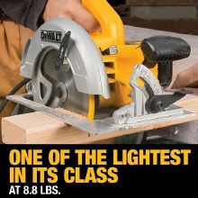 Additional picture of Saw Circular Corded Lightweight 7-1/4" Dewalt (Bare Tool)