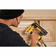 Additional picture of Nailer Brad 18 GA Precision Point Dewalt (Bare Tool)