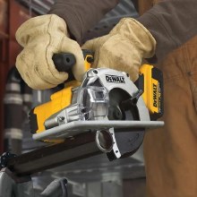 Additional picture of Saw Circular 20V Max Cordless Metal Cutting 5-1/2" Dewalt (Bare Tool)