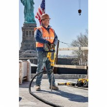 Additional picture of Hammer Rotary Combination Kit SDS Max 60V Flexvolt Cordless Brushless 1-7/8" Dewalt (2) Batteries (1) Charger