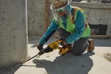 Additional picture of Hammer Rotary SDS Plus 20V Max 1-1/8" D-Handle Dewalt (Bare Tool)