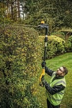 Additional picture of Hedge Trimmer Pole 20V Max Cordless Brushless 22" Kit Dewalt (1) Battery (1) Charger