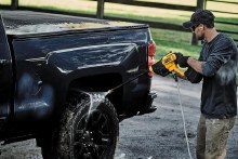 Additional picture of Power Cleaner 20V Max 550 PSI Cold Water w/4 Spray Nozzles Kit Dewalt (1) Battery (1) Charger