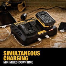 Additional picture of Charger 12V/20V Max/Flexvolt 4.0 AH Dual Port Dewalt