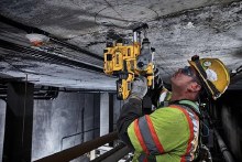 Additional picture of Hammer Rotary SDS Plus L-Shape 20V Max XR Cordless Brushless 1-1/8" Dewalt (Bare Tool)