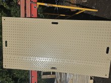Additional picture of ROAD TRACK MAT TAN BEIGE HDPE 48" x 96" x 1/2" HANDLES, TEXTURED BOTH SIDES