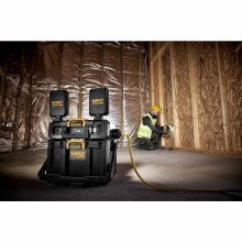 Additional picture of TOUGHSYSTEM 2.0 BATTERY LIGHT BOX DEWALT