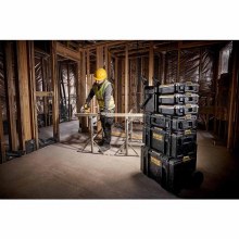 Additional picture of TOUGHSYSTEM 2.0 BATTERY LIGHT BOX DEWALT