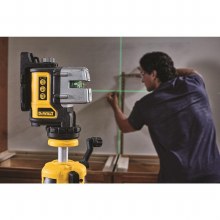 Additional picture of LASER, 20V MAX XRÂ® CROSS LINE GREEN LASER-KIT
