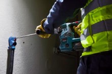 Additional picture of ROTARY HAMMER SDS+ 1-1/8" 2.6 FTLB CORE 18V VARIABLE SPEED PROFESSIONAL KIT w/2 8 AH BATTERY, CHARGER