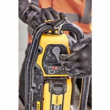 Additional picture of VIBRATOR DEWALT POWERSHIFT 554 MAX CHARGER, 2-554 BATERIES ( ADD WHIP AND HEAD SEPARETLY)