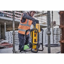 Additional picture of VIBRATOR BACKPACK DEWALT POWERSHIFT 554 MAX CHARGER, 2-554 BATERIES ( REQUIRES WHIP AND HEAD SEPARETLY)