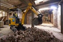 Additional picture of EXCAVATOR, MINI, 4000#, w/ 18"OR 12"  BUCKET,  CANOPY BATTERY POWER 19C-E1