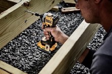 Additional picture of IMPACT DRIVER  MAX XR 20V  LI-ION 1/4" HEX ATOMIC  CHARGER AND ONE BATTERY