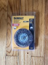 Additional picture of WIRE FLAT BRUSH 3" x 1/4" STEM-MOUNTED CARBON STEEL