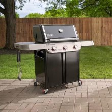 Additional picture of GRILL GENESIS E-315 3 BURNER BLACK NATURAL GAS (ONLY)
