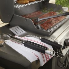 Additional picture of TOOL SET 3 PIECE SPATULA, TONGS, BRUSH FOR GRILL  PRECISION