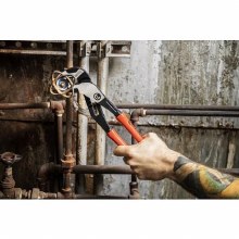 Additional picture of Pliers Slip Joint V-Jaw Tongue and Groove 16" Dipped Handle