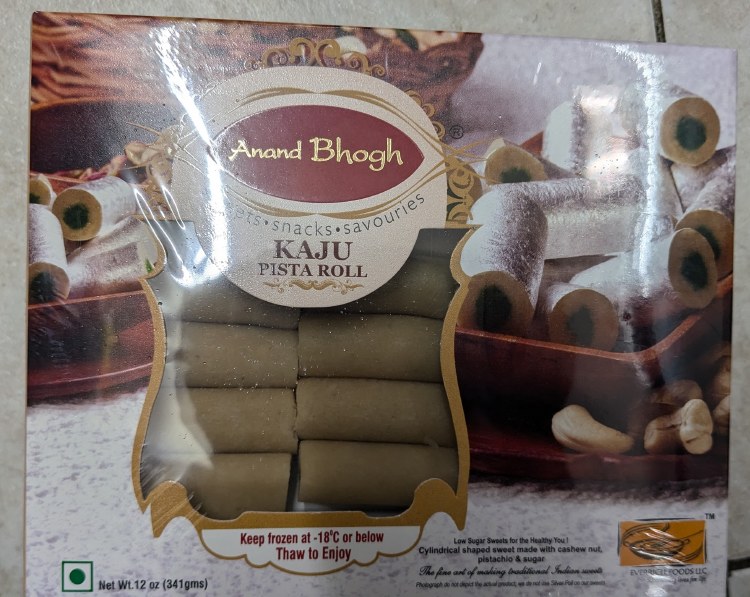 Anand Bhog Kaju Pista Roll 12o