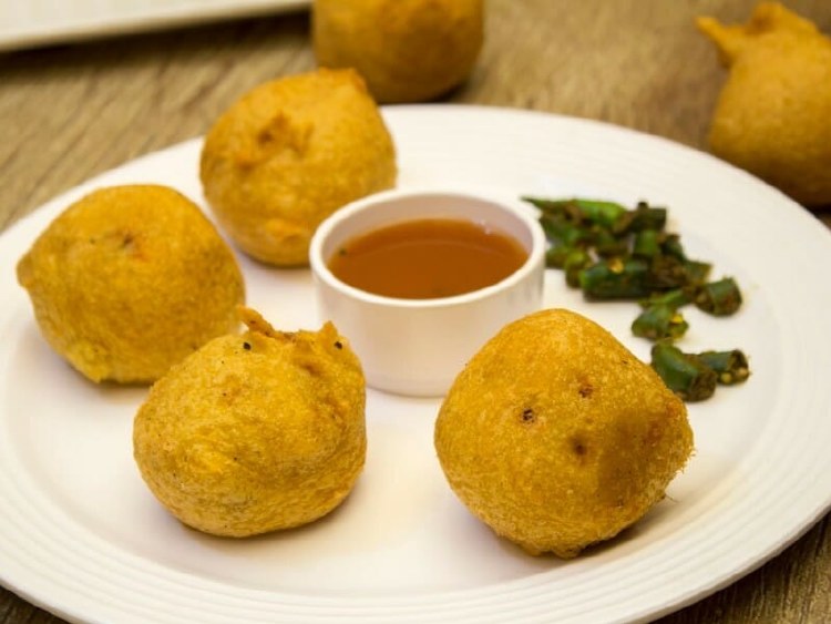 Aloo Vada  - 5 pcs