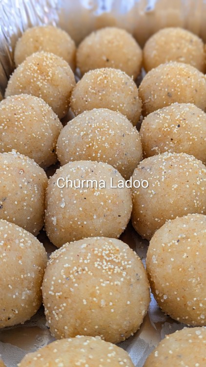 Churma Laddo (4 pc)