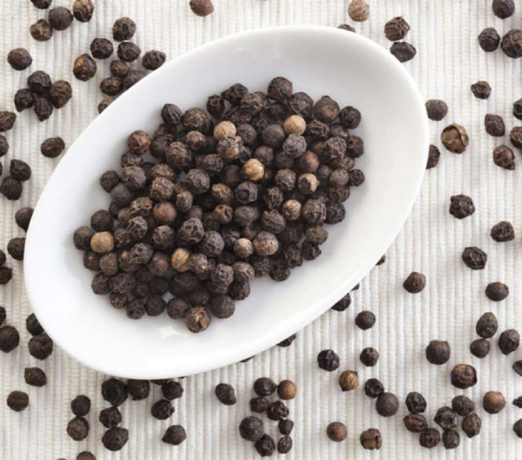 Deep Black Pepper Whole  14 Oz
