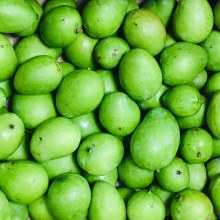 Green mango Small per lb