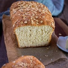 Soft Oatmeal Bread 24 Oz