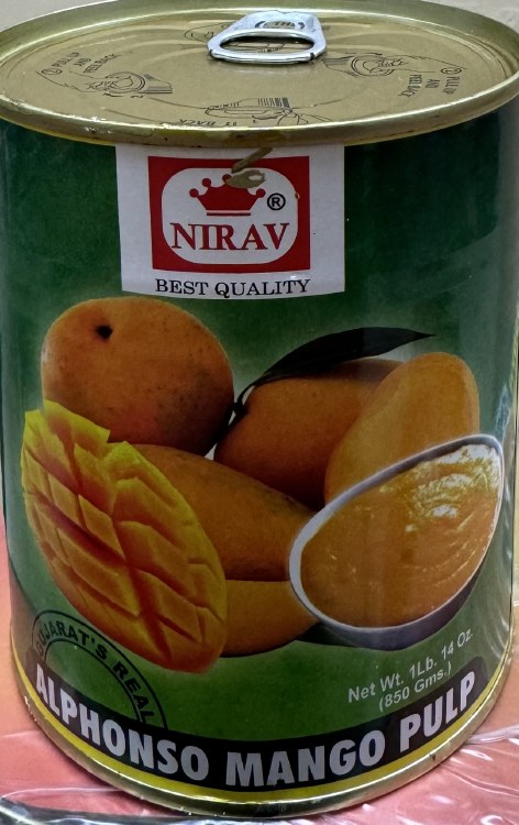 Nirav Alphanso Mango Pulp 850 G
