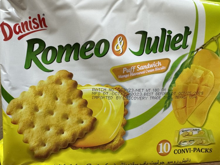 Danish Romeo & Juliet Puff Sandwich (18gX10) 180 G