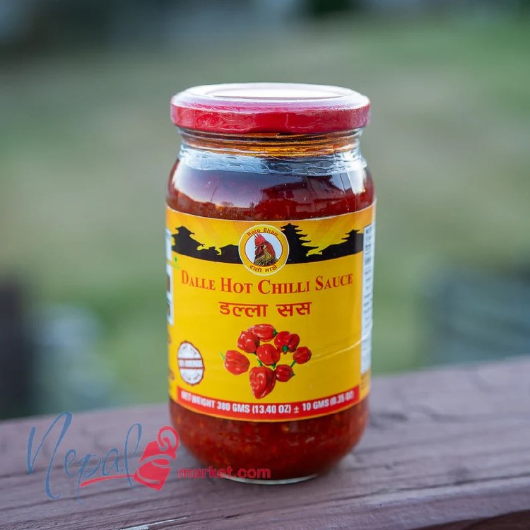 Rato Bhale Hot Chilli Sauce 380 G