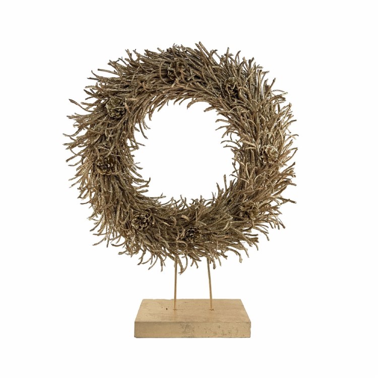 RATTAN WREATH W/WOOD BASE