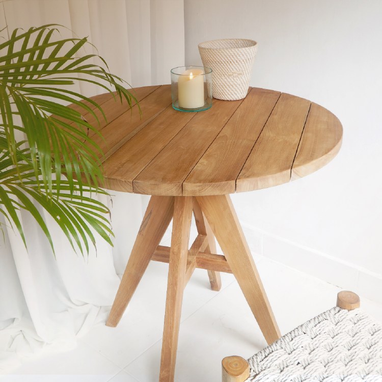 LEO ROUND DINING TABLE