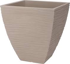 RIDGED SQUARE PLANTER