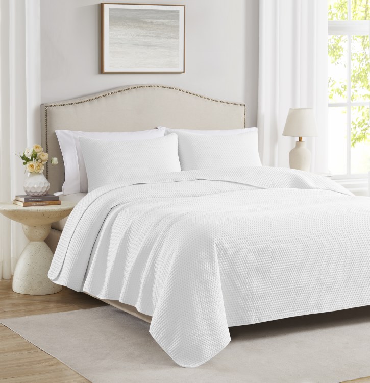 CAYLA WHITE QUILT SET-QUEEN