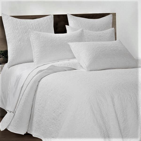 EMORY WHITE QUILT SET-TWIN