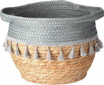 BASKET WITH TASSELS SM